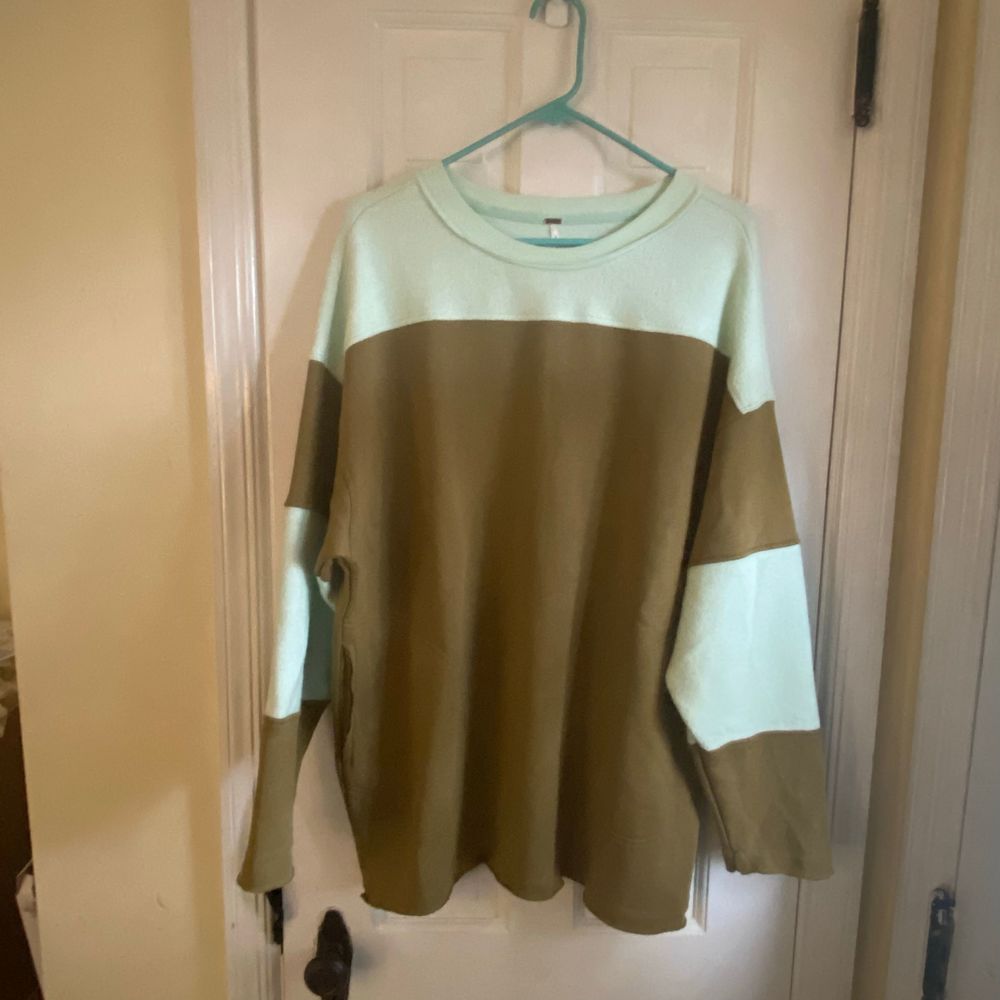 Free People Oversized Jordan Pullover Size Small